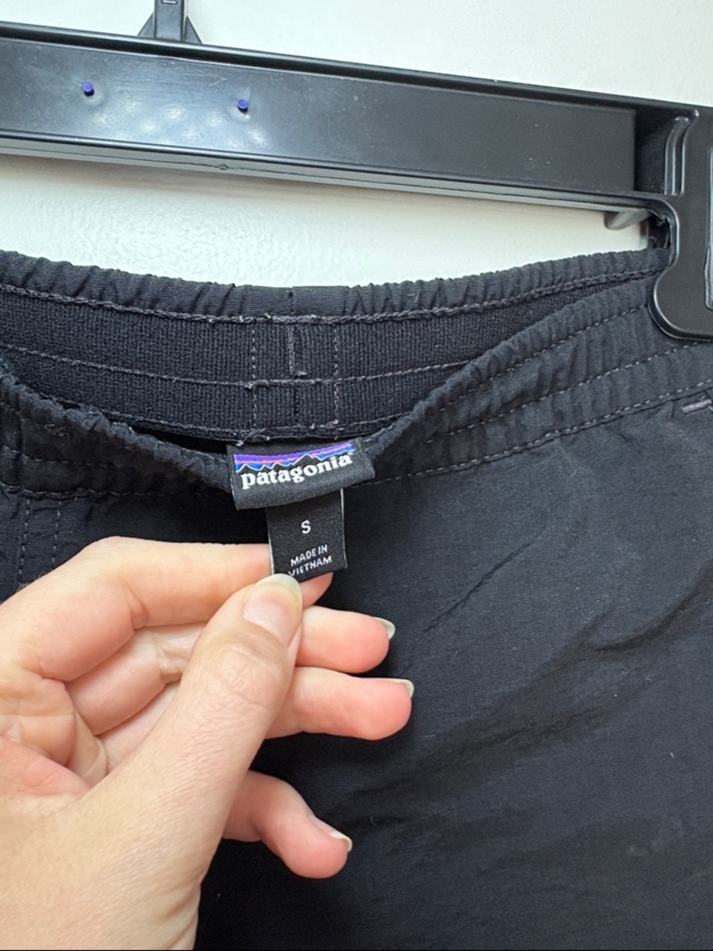 Patagonia Black Athletic Pull-On Shorts Baggies Small - Picture 2 of 6